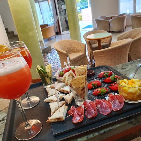 Dependance Hotel Marina リッチョーネ エクステリア 写真